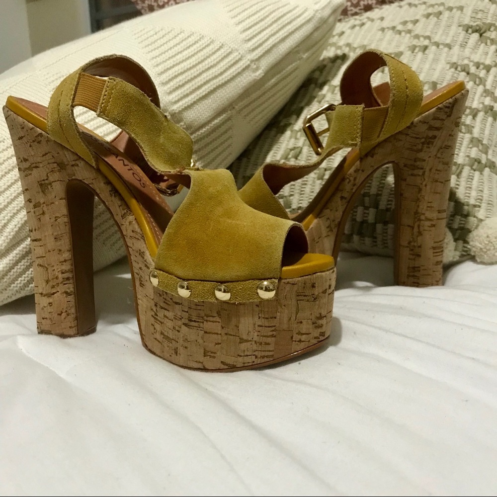 Pair of heels!